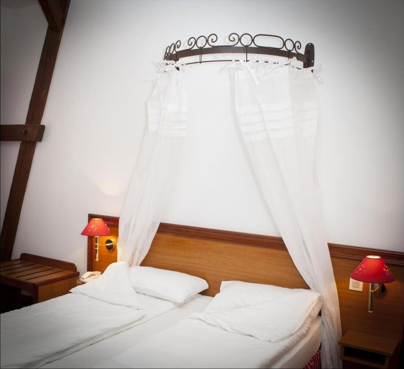 The Originals Boutique, Hotel La Ferme Du Pape, Eguisheim Εξωτερικό φωτογραφία