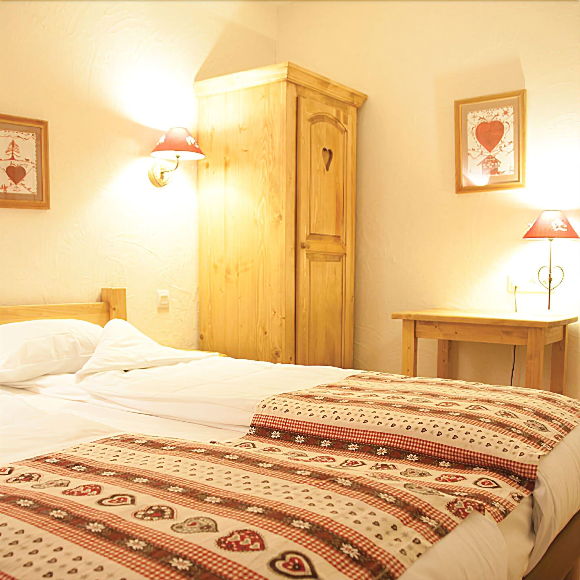 The Originals Boutique, Hotel La Ferme Du Pape, Eguisheim Εξωτερικό φωτογραφία