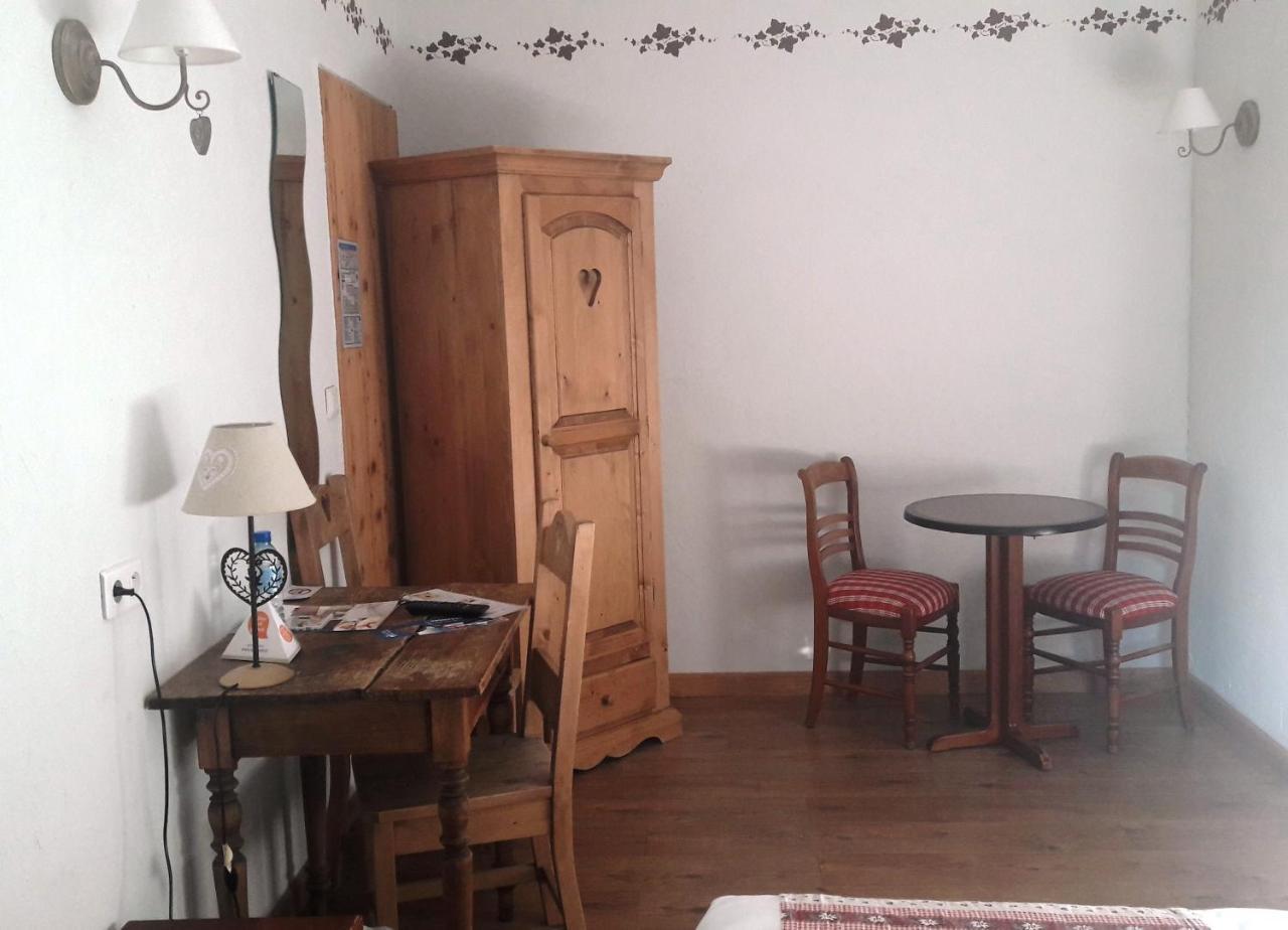 The Originals Boutique, Hotel La Ferme Du Pape, Eguisheim Εξωτερικό φωτογραφία